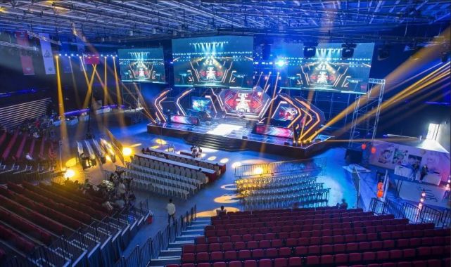 供了一个承 供了一个承