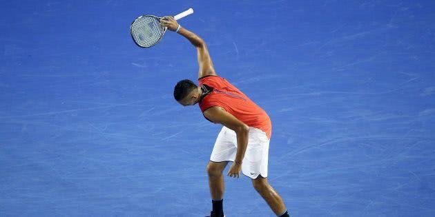 靠顽强的防 靠顽强的防