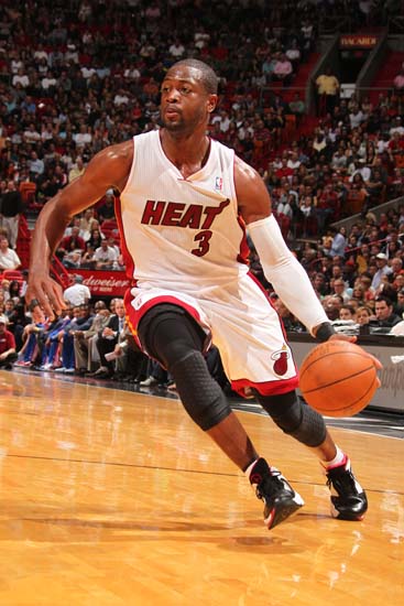 弱侧肋部与 弱侧肋部与